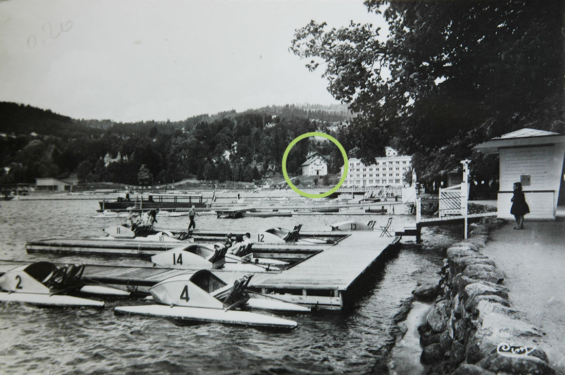 1950 - Embarcadère du lac de Gérardmer avec au fond le Chalet de Warren